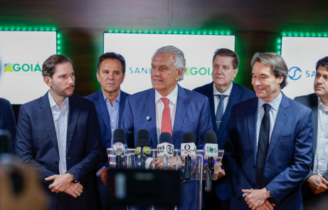 Caiado destaca eficiência operacional e financeira da Saneago